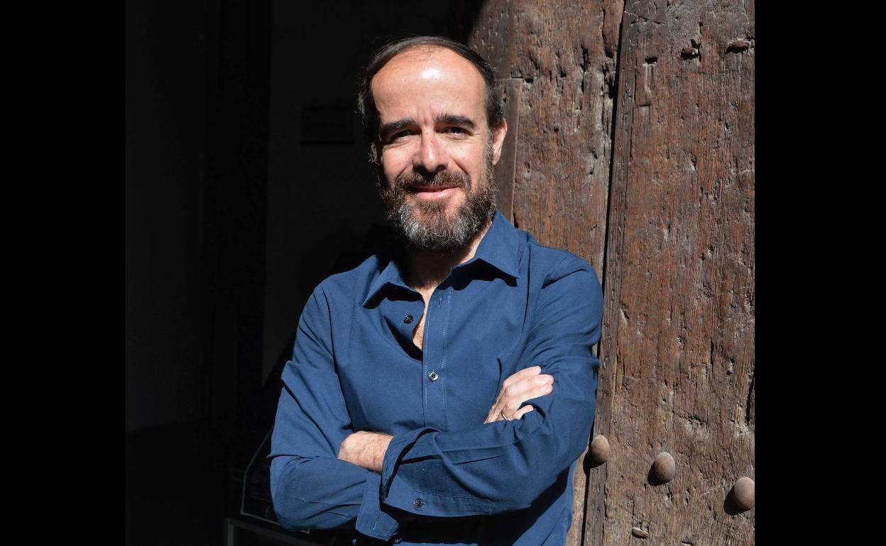 El profesor Rodríguez Domingo, nuevo miembro de la Real Academia de Nobles Artes de Antequera.