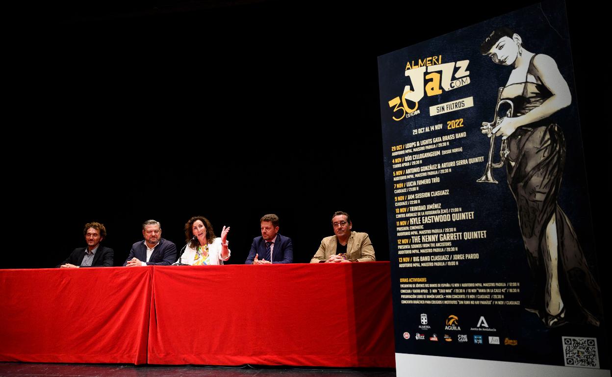 El Teatro Apolo acogió la presentación del festival.