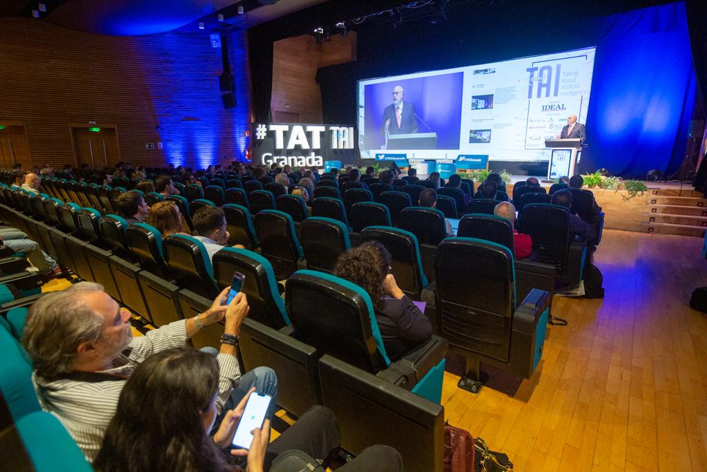 El evento divulgativo sobre Inteligencia Artificial con más de 700 inscritos acerca la ciencia a los asistentes y seguidores a través de Internet