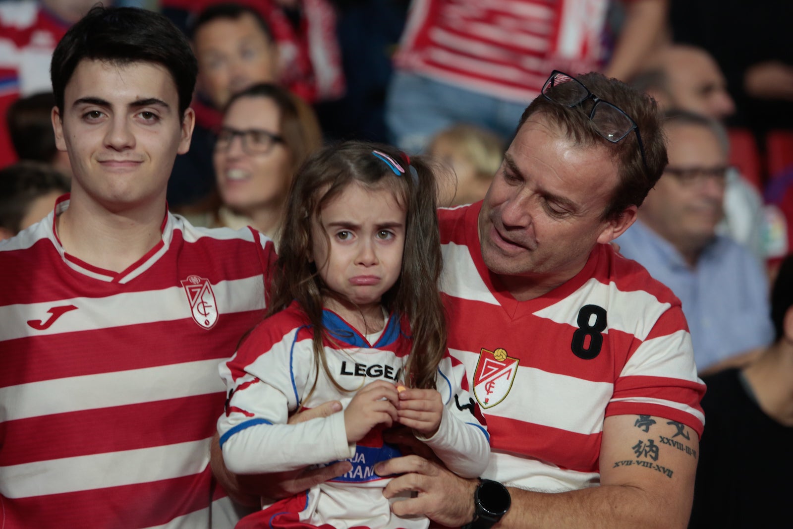 Fotos: Encuéntrate en la grada del Nuevo Los Cármenes en el Granada-Zaragoza