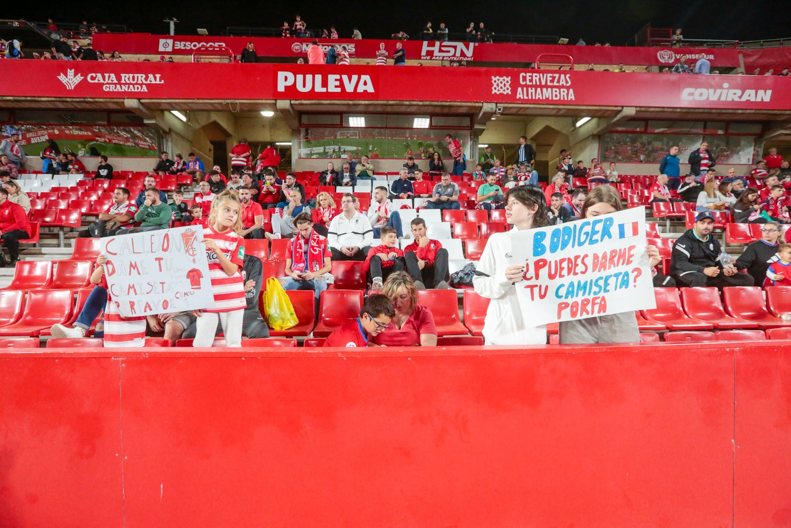 Fotos: Las mejores imágenes del Granada-Zaragoza