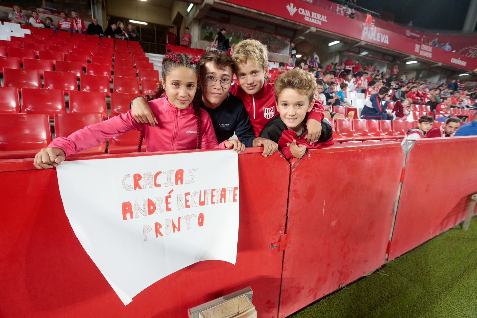 Fotos: Las mejores imágenes del Granada-Zaragoza