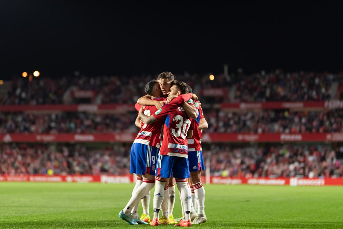 Fotos: Las mejores imágenes del Granada-Zaragoza