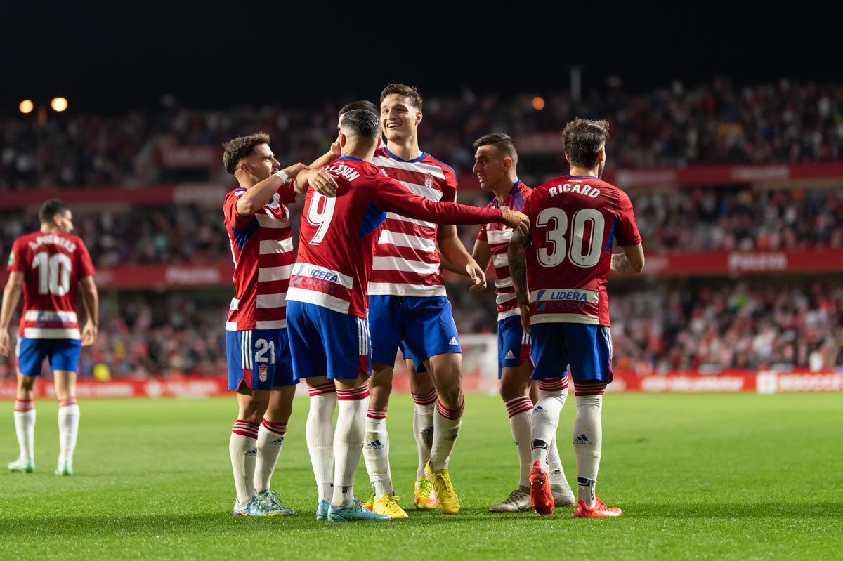 Fotos: Las mejores imágenes del Granada-Zaragoza