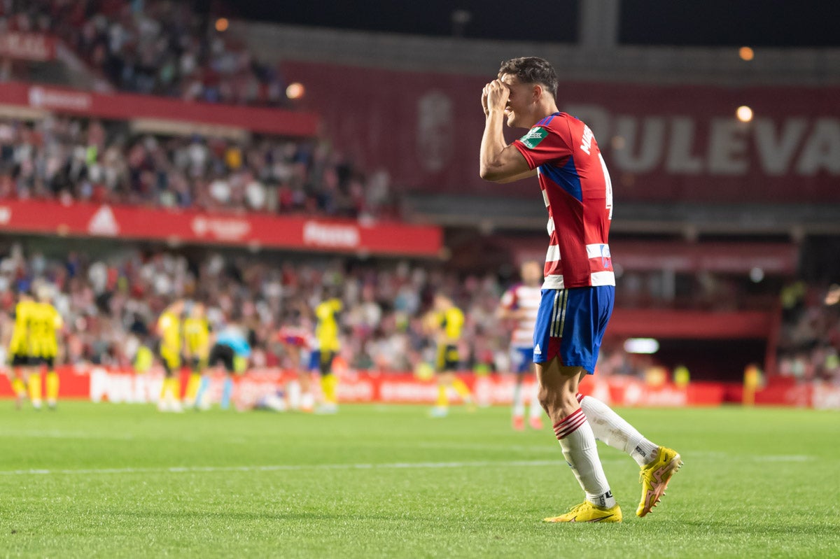 Fotos: Las mejores imágenes del Granada-Zaragoza