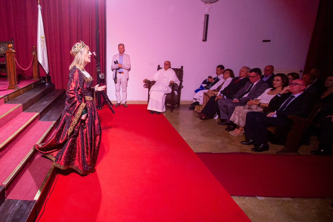 Momento de la ceremonia celebrada en Santa Isabel la Real.