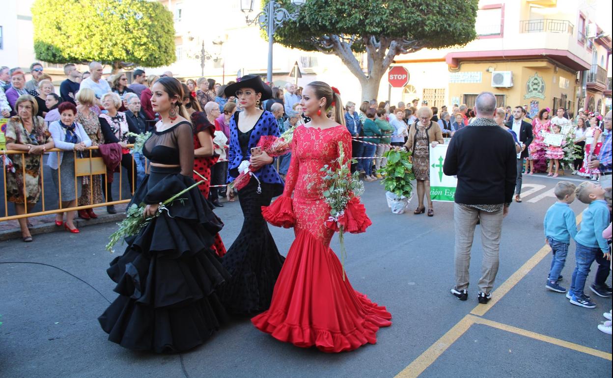 Ofrenda floral en las fiestas de Viator de 2019, el año antes de la pandemia.