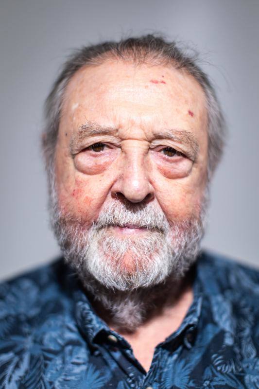 El número 2 de la lista de 1982 por Granada, Ángel Díaz Sol. 