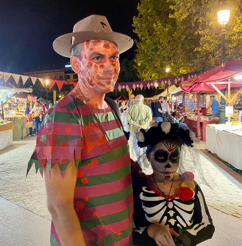 Los disfraces, a cual más terrorífico y sin distinción de edad.