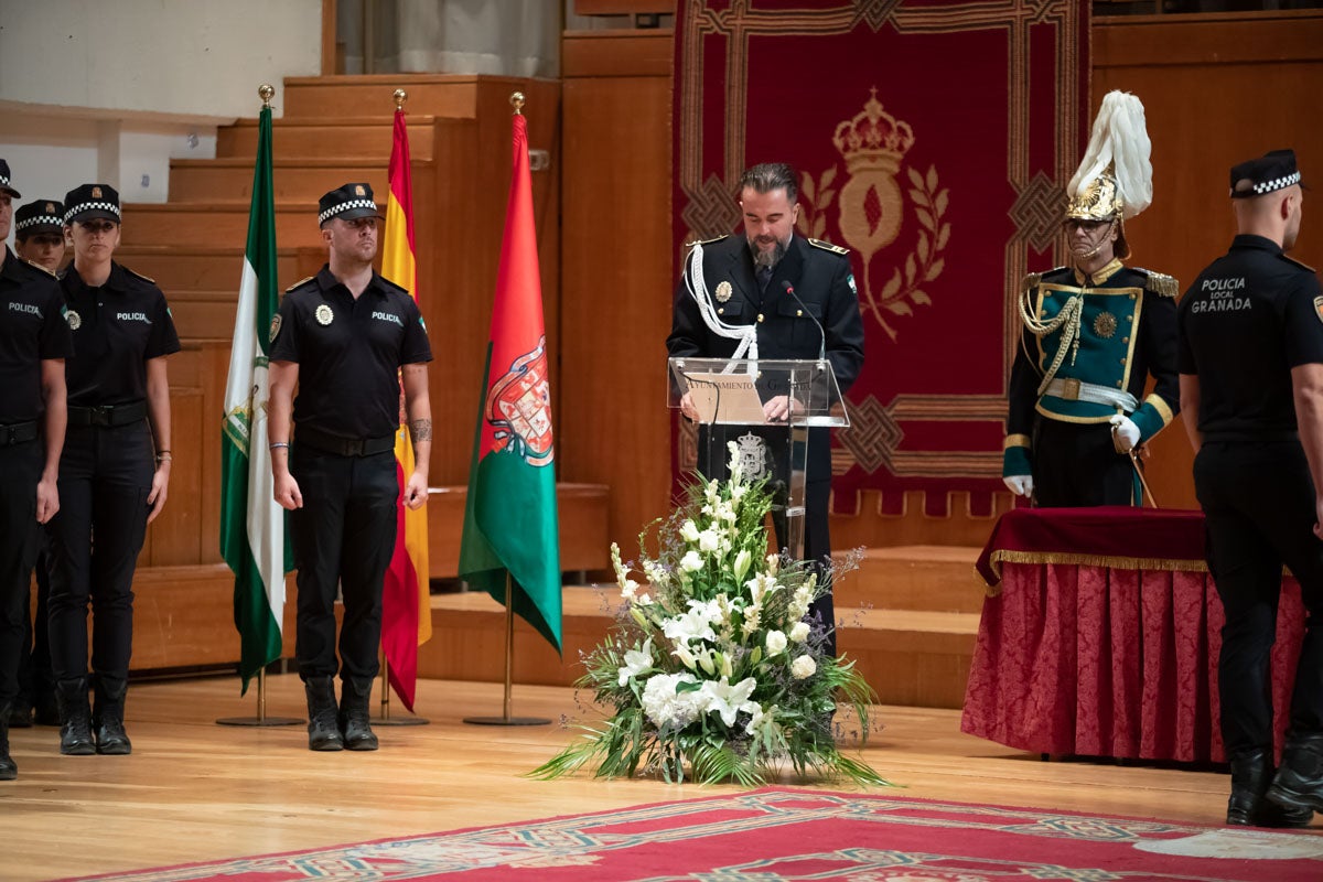 El Cuerpo celebra en la capital el día de su patrón, el Ángel Custodio