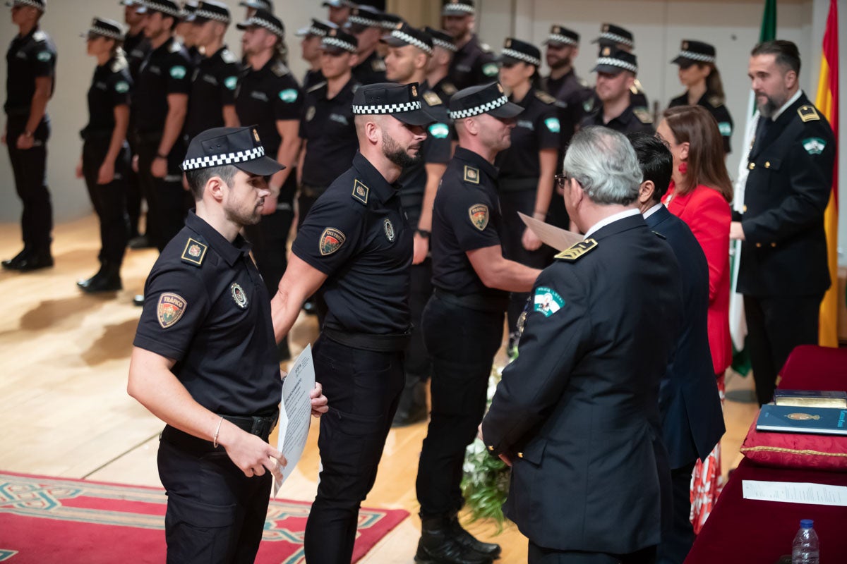 El Cuerpo celebra en la capital el día de su patrón, el Ángel Custodio