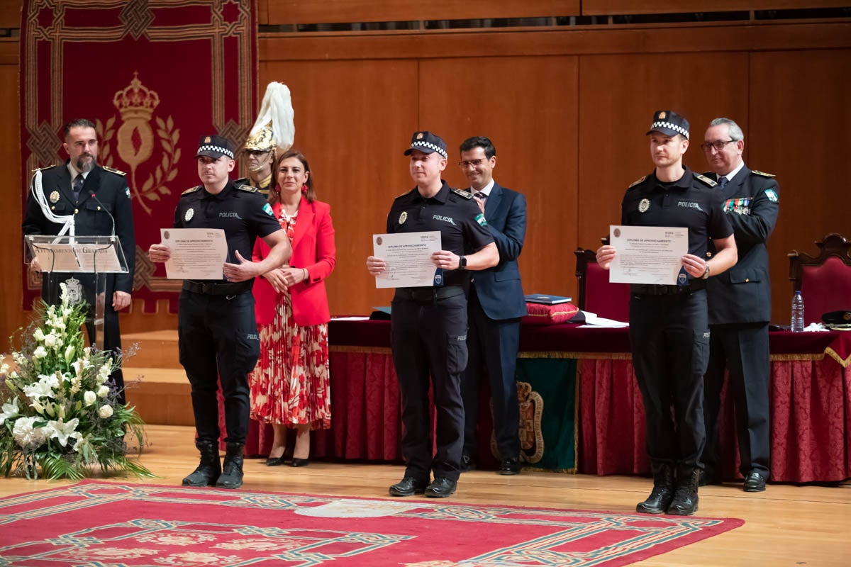 El Cuerpo celebra en la capital el día de su patrón, el Ángel Custodio