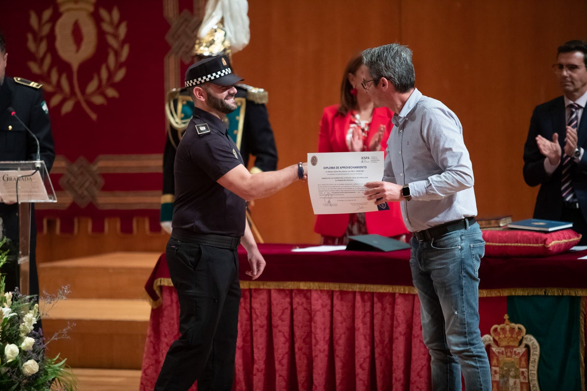 El Cuerpo celebra en la capital el día de su patrón, el Ángel Custodio