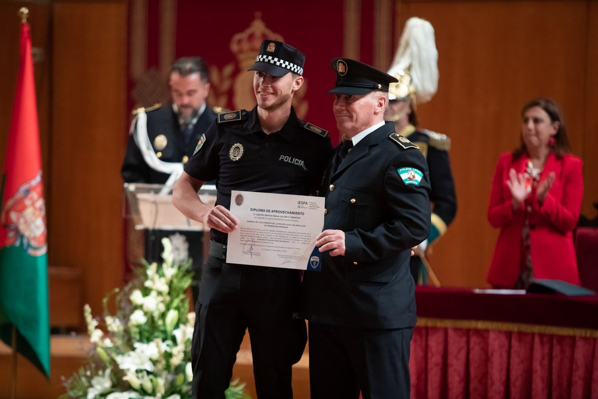 El Cuerpo celebra en la capital el día de su patrón, el Ángel Custodio