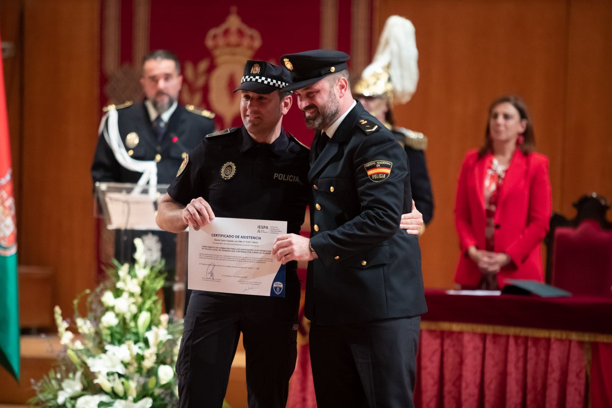 El Cuerpo celebra en la capital el día de su patrón, el Ángel Custodio