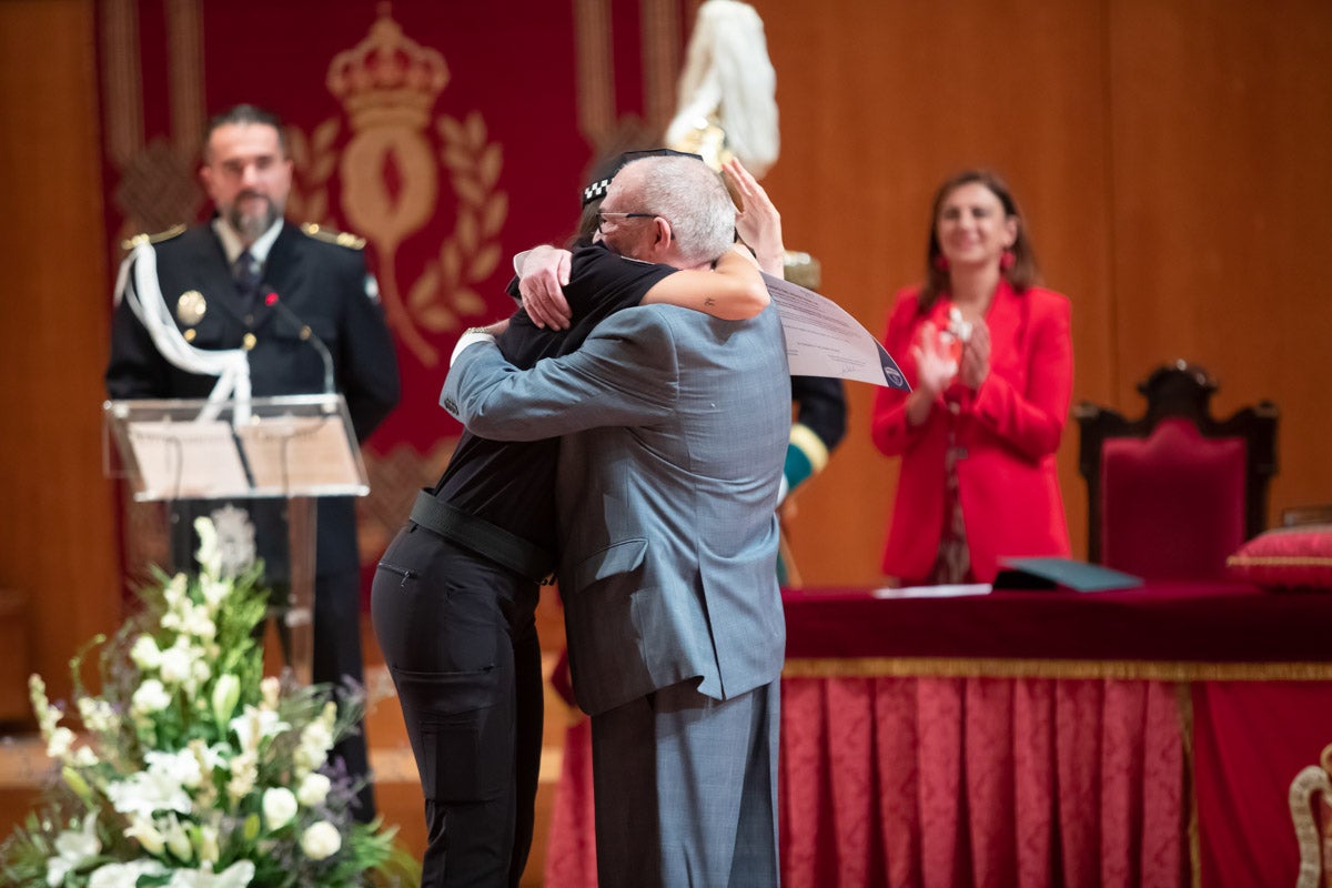 El Cuerpo celebra en la capital el día de su patrón, el Ángel Custodio
