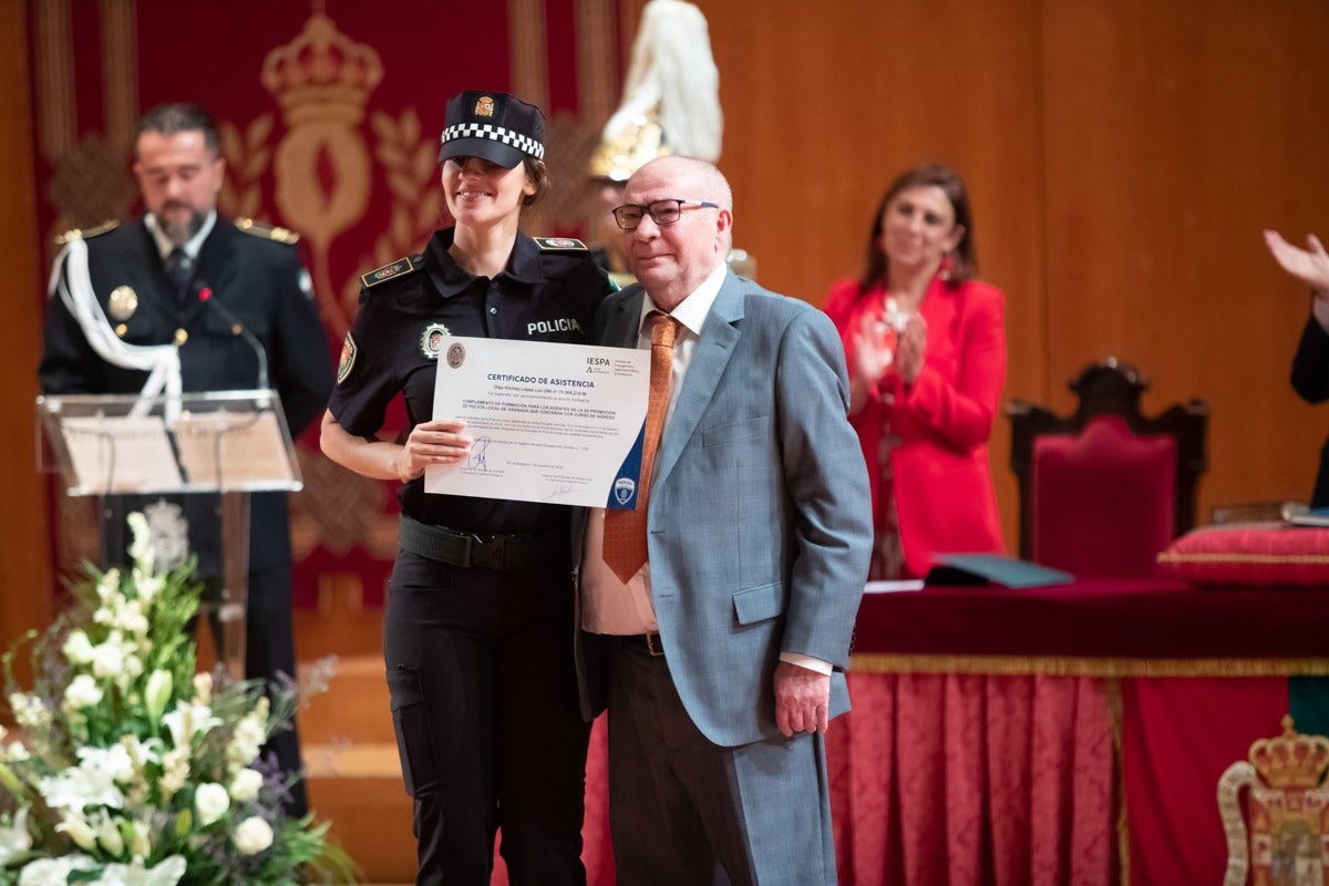 El Cuerpo celebra en la capital el día de su patrón, el Ángel Custodio