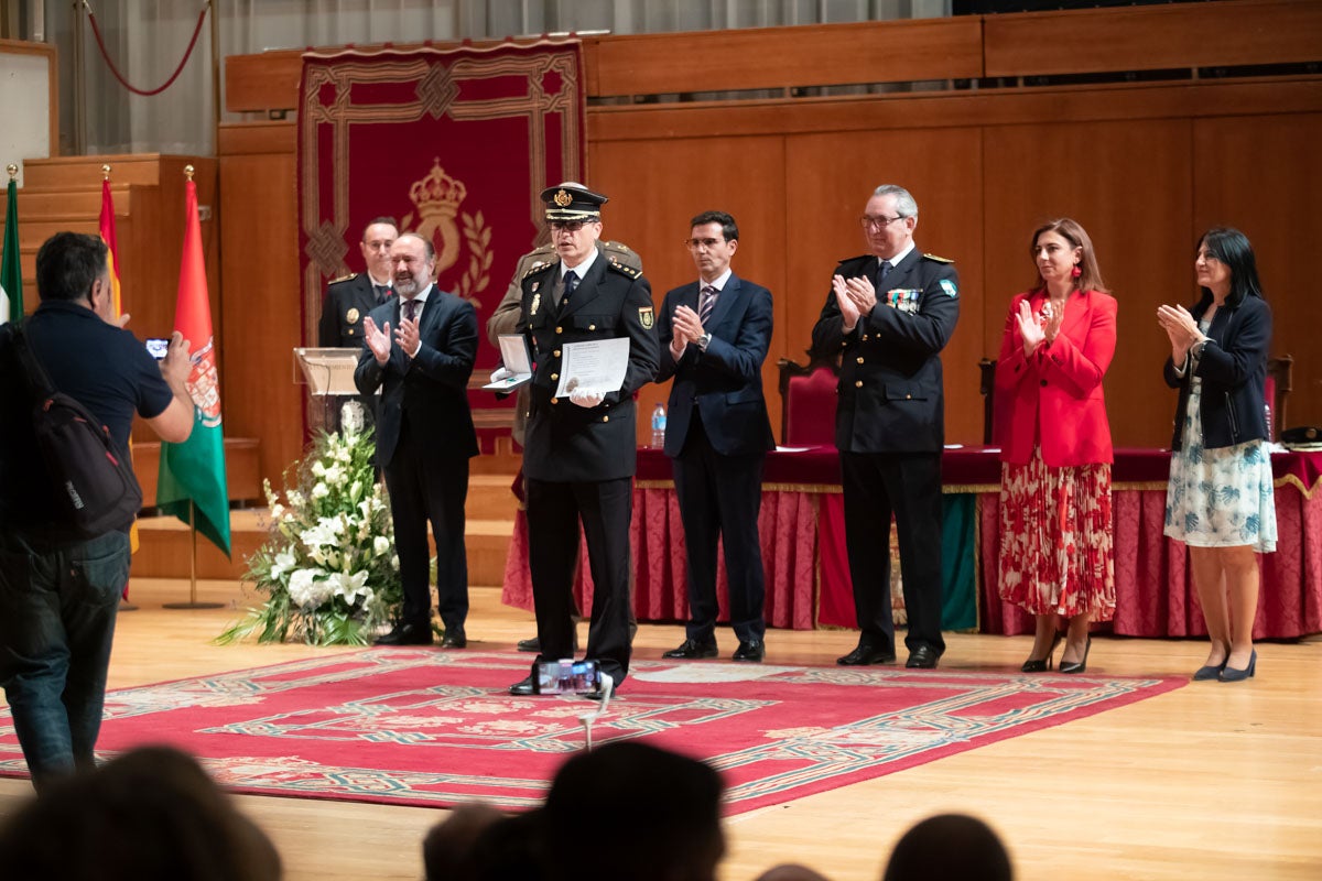 El Cuerpo celebra en la capital el día de su patrón, el Ángel Custodio