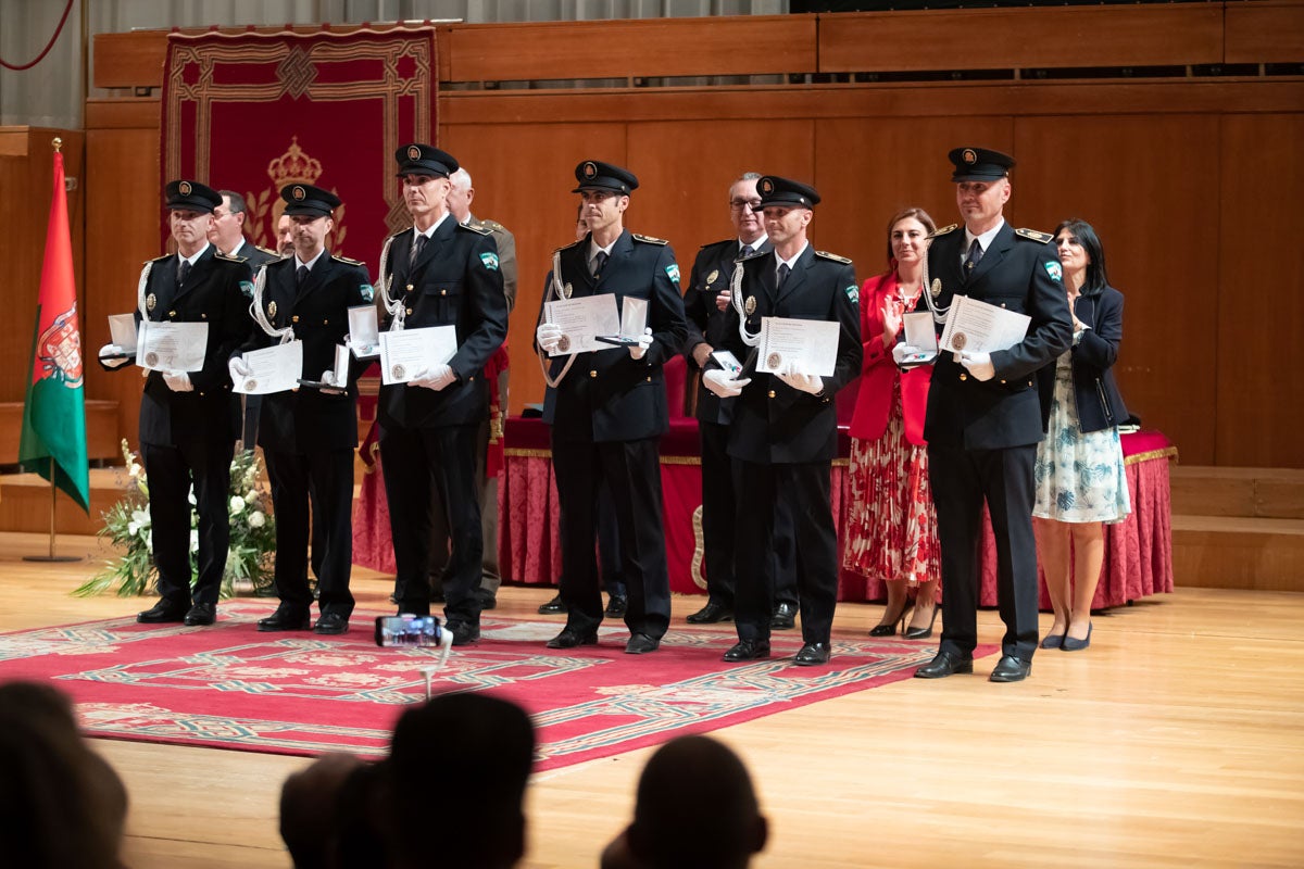 El Cuerpo celebra en la capital el día de su patrón, el Ángel Custodio