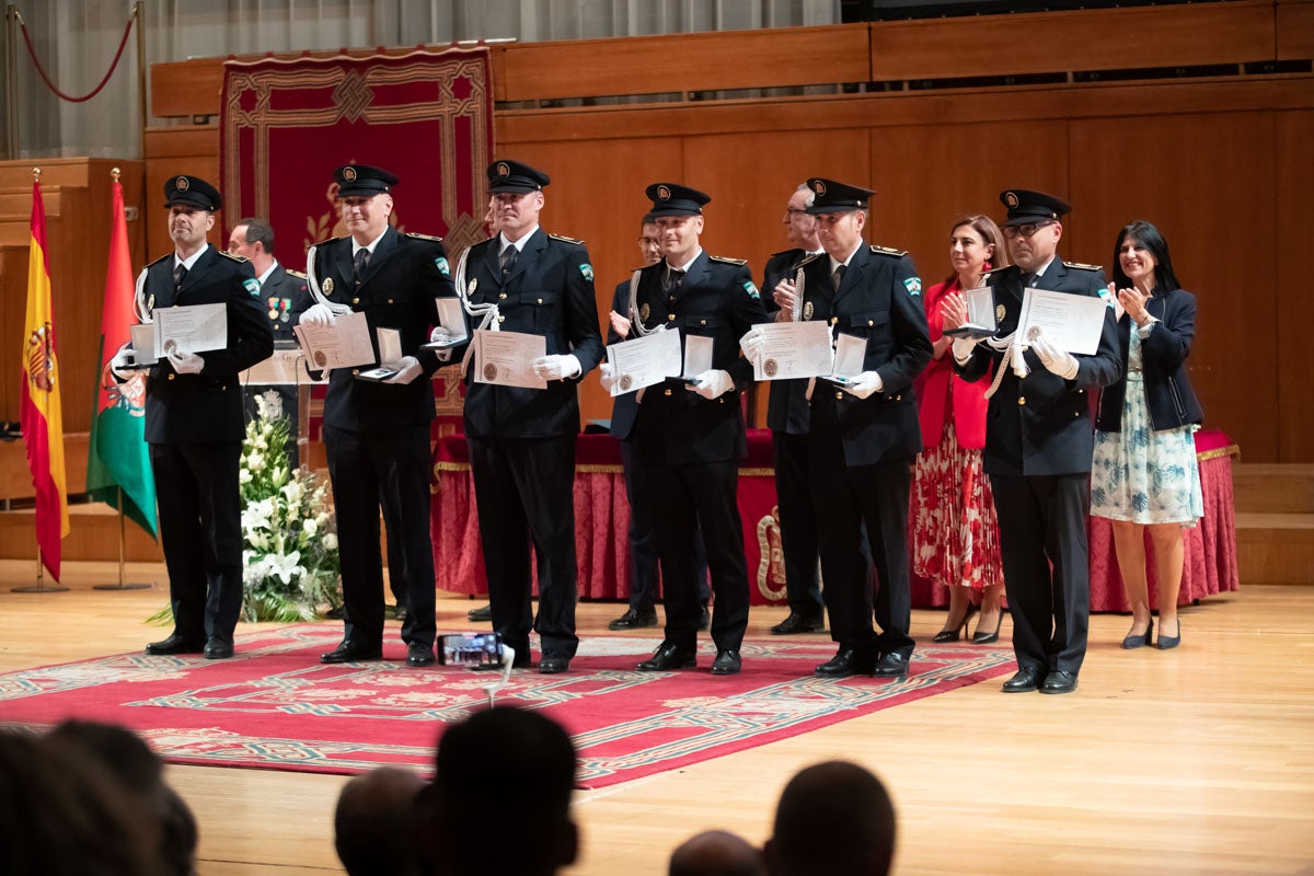 El Cuerpo celebra en la capital el día de su patrón, el Ángel Custodio