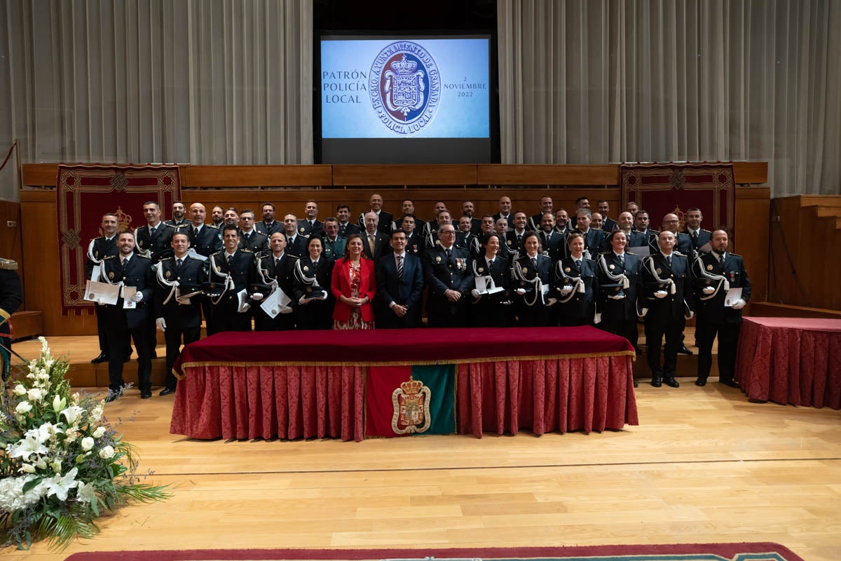 El Cuerpo celebra en la capital el día de su patrón, el Ángel Custodio