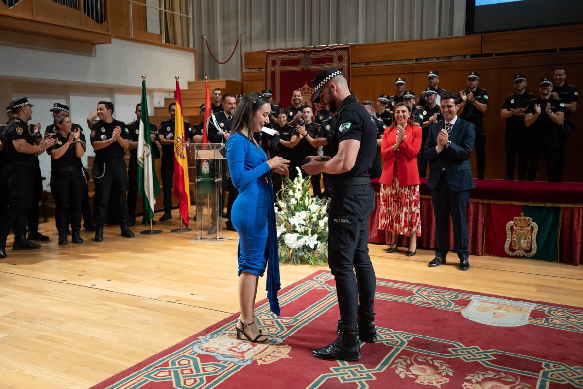 El Cuerpo celebra en la capital el día de su patrón, el Ángel Custodio