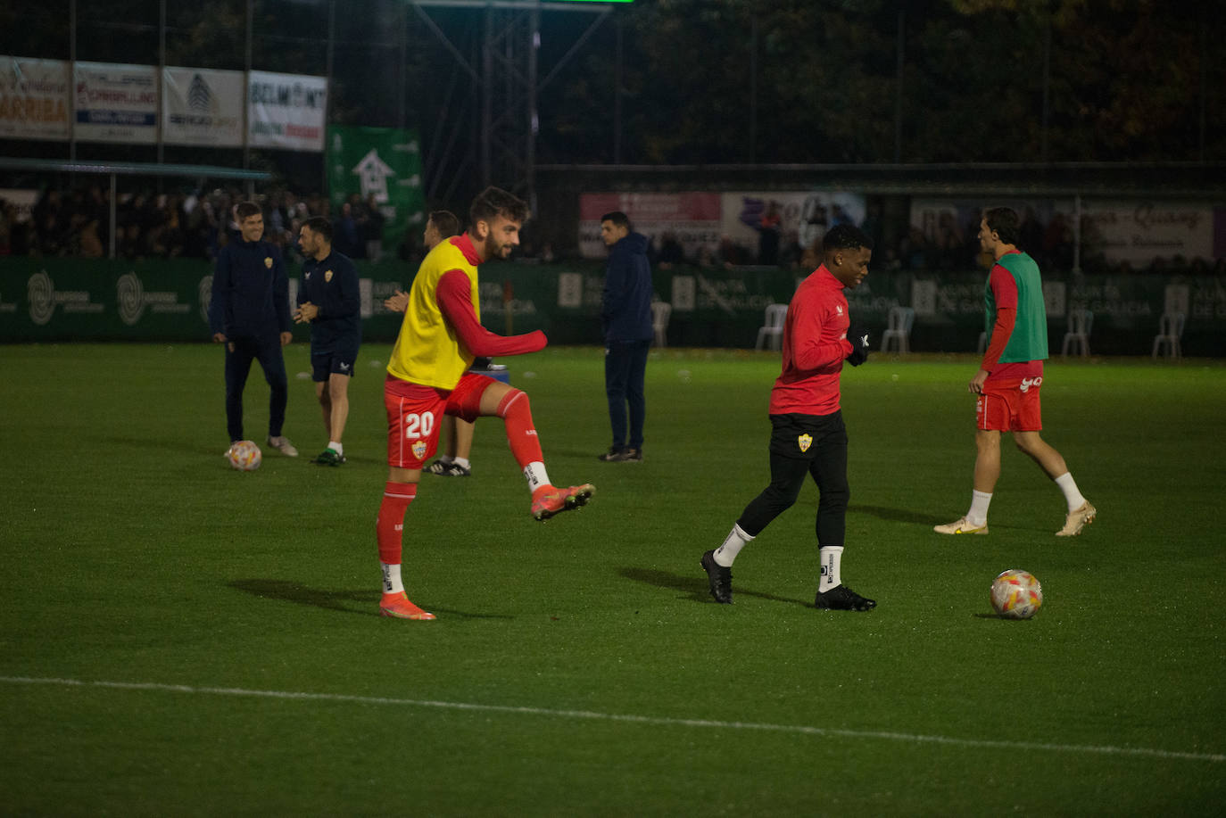 Fotos: Las imágenes del desastre del Almeria ante el Arenteiro