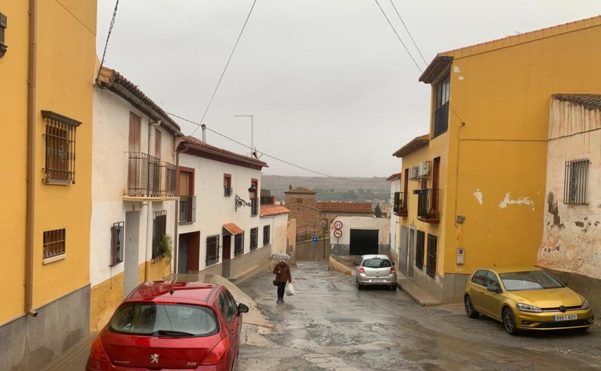 Vecinos del barrio de Santa Ana de Guadix recuerdan la desaparición de Ramón.