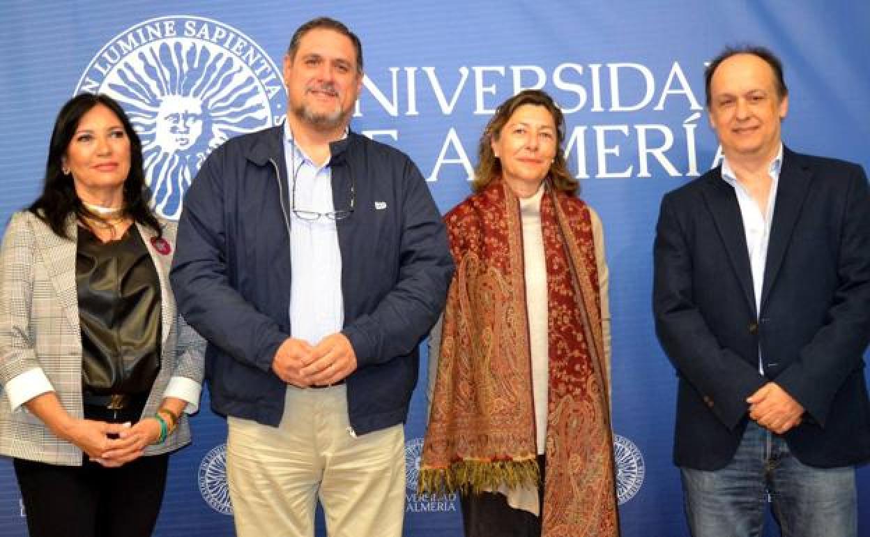 Momento de presentación de las jornadas en la UAL. 