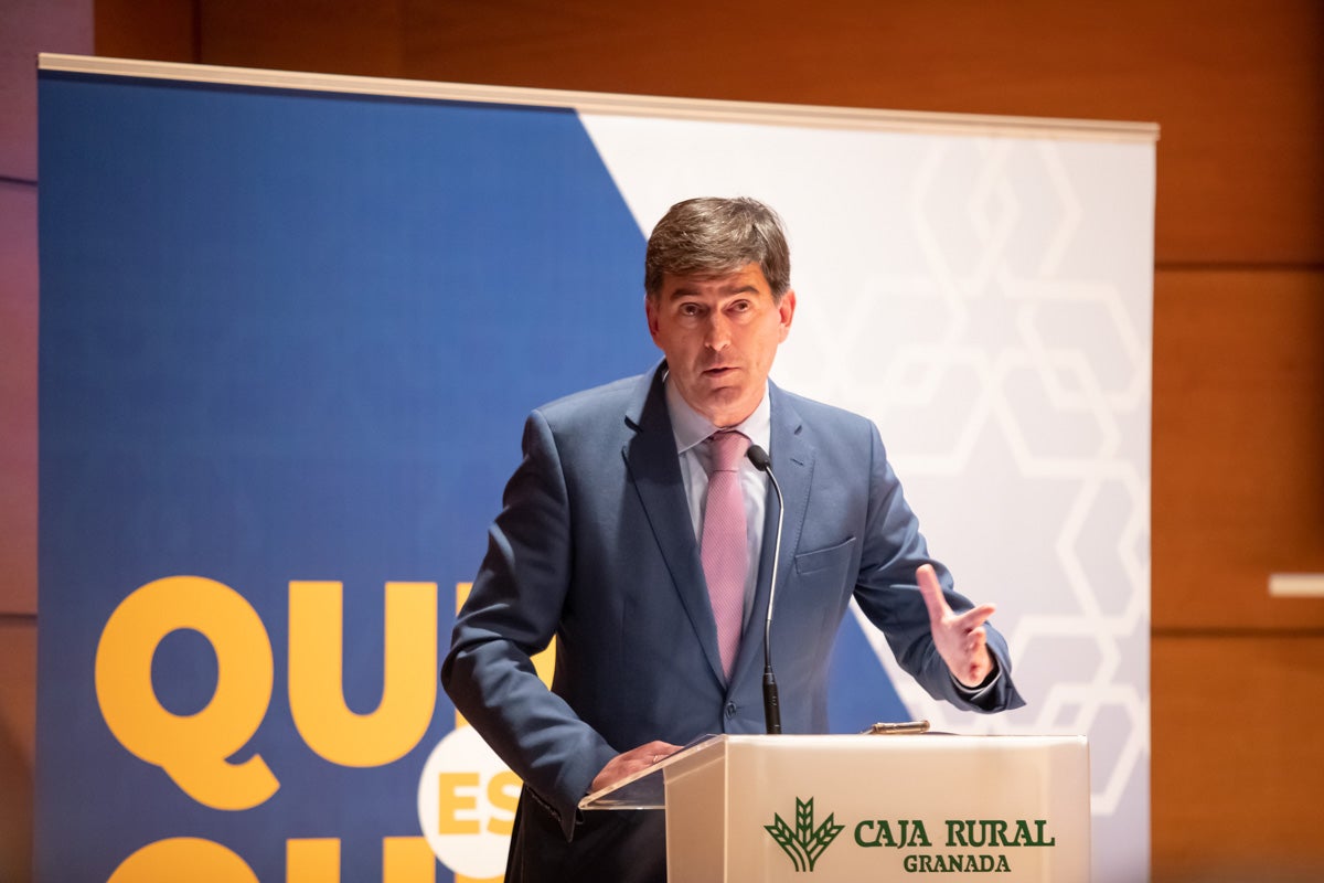 El evento ha reunido a las principales figuras económicas y profesionales de la provincia.