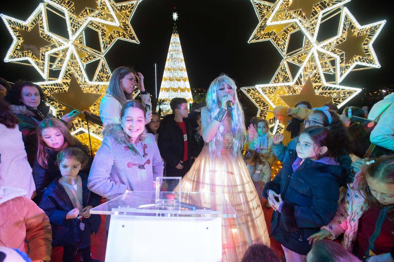 Encendido de Navidad en el centro comercial Nevada. 