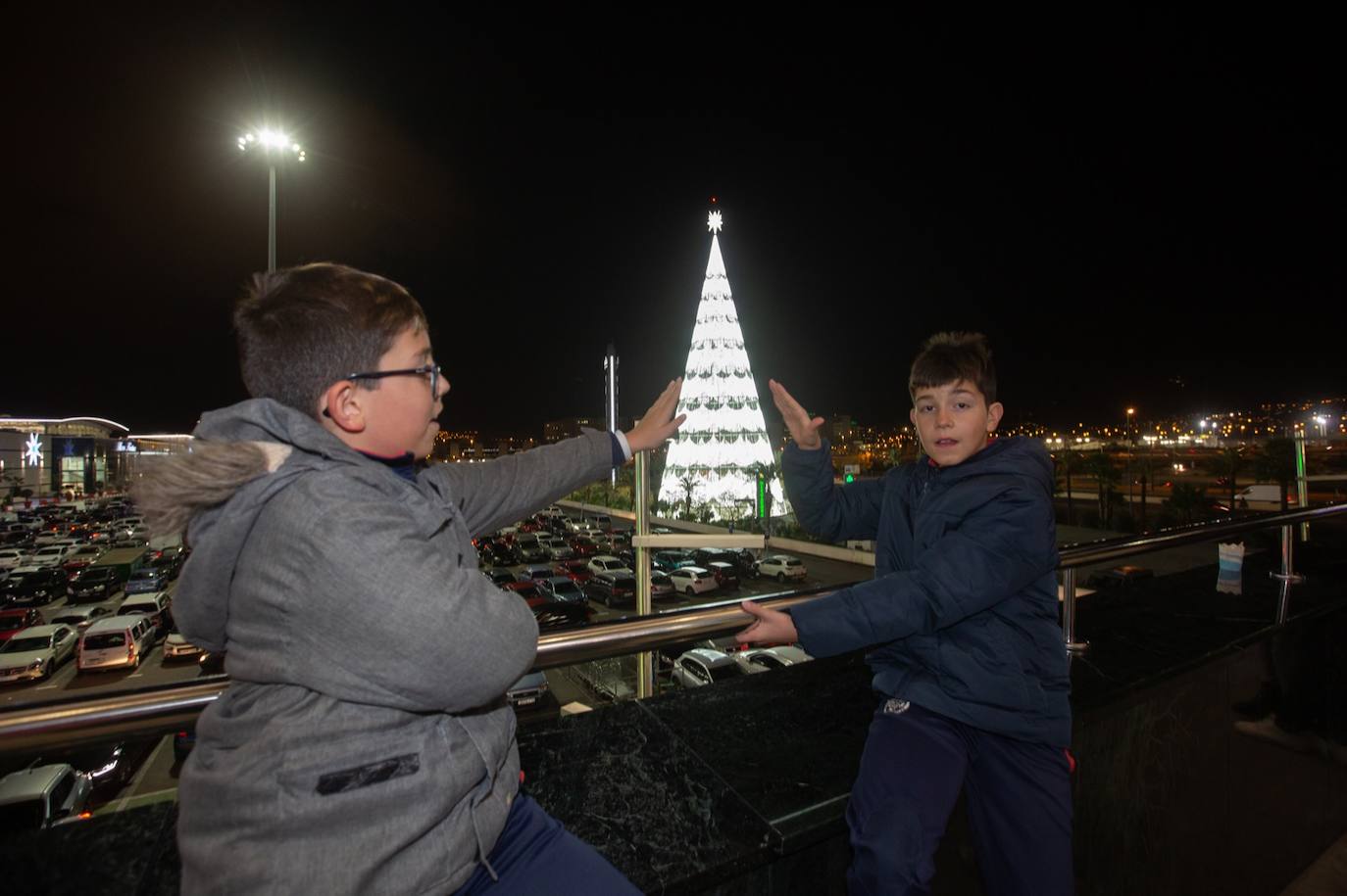Encendido en el centro comercial Nevada. 