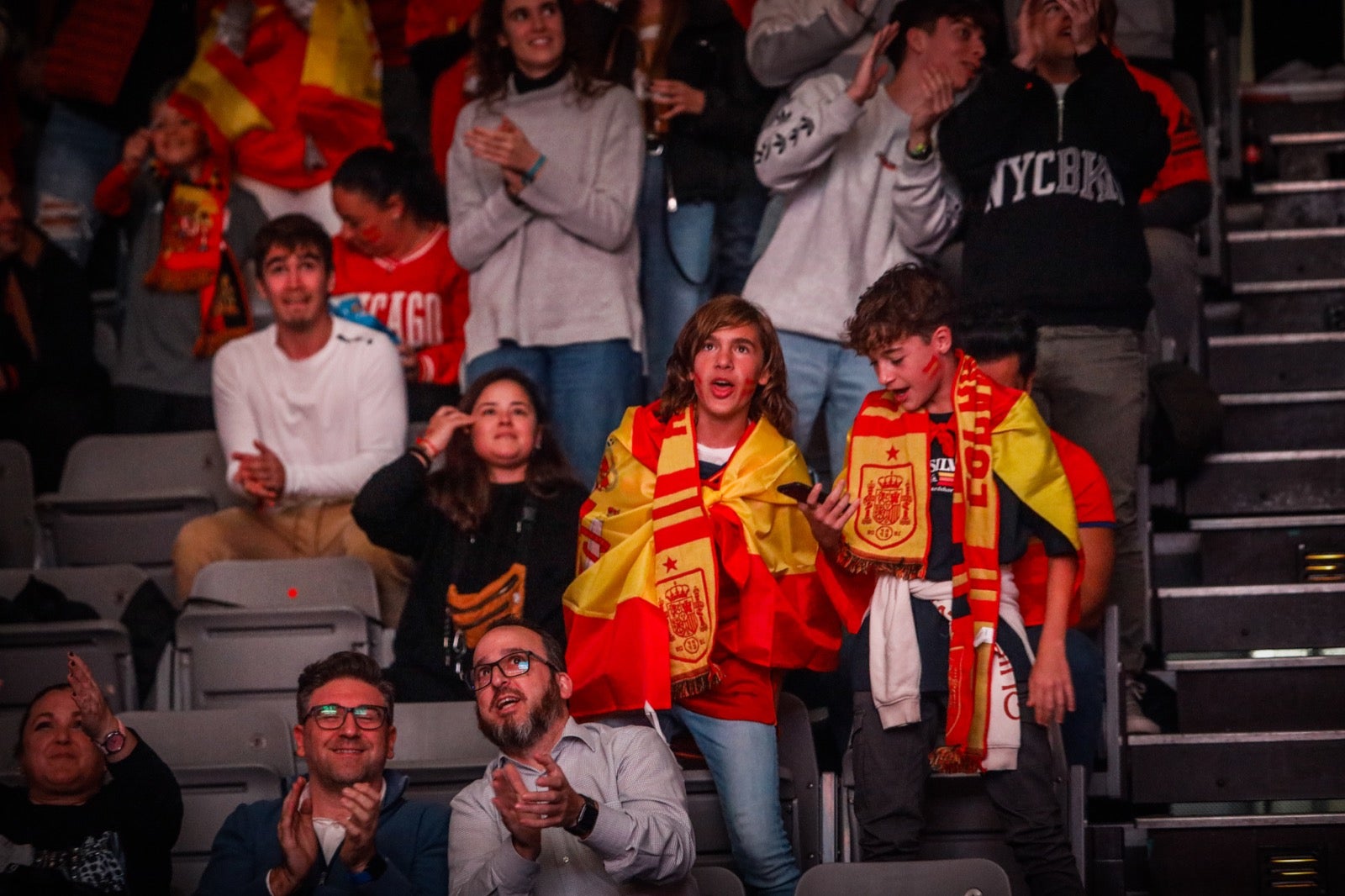 Ambiente en el Palacio de Deportes de Granada. 
