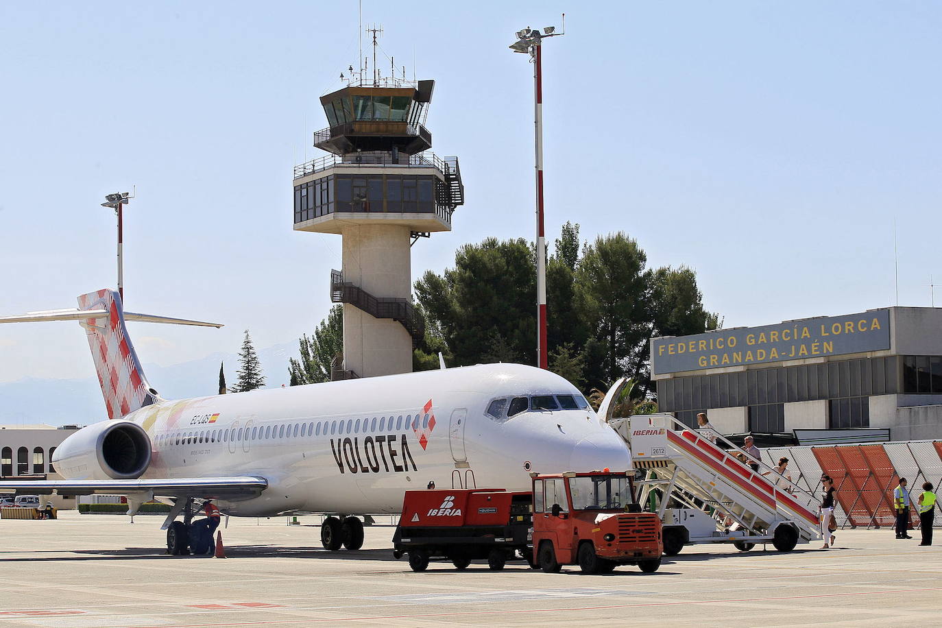 La Aerolínea Volotea Plantea Operar En Granada Y Abrir Una Ruta Con ...