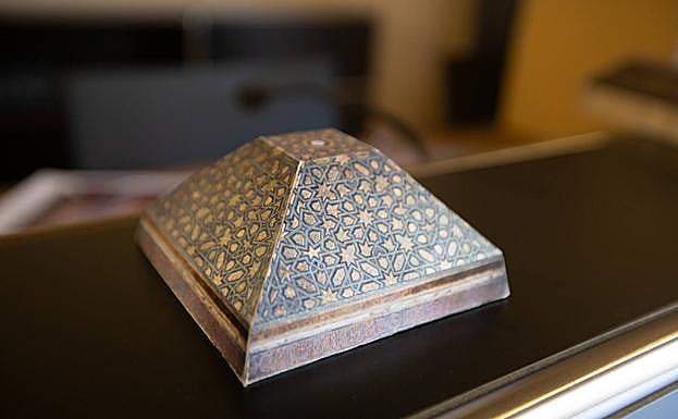 Imagen principal - Diferentes artesonados ya montados. 