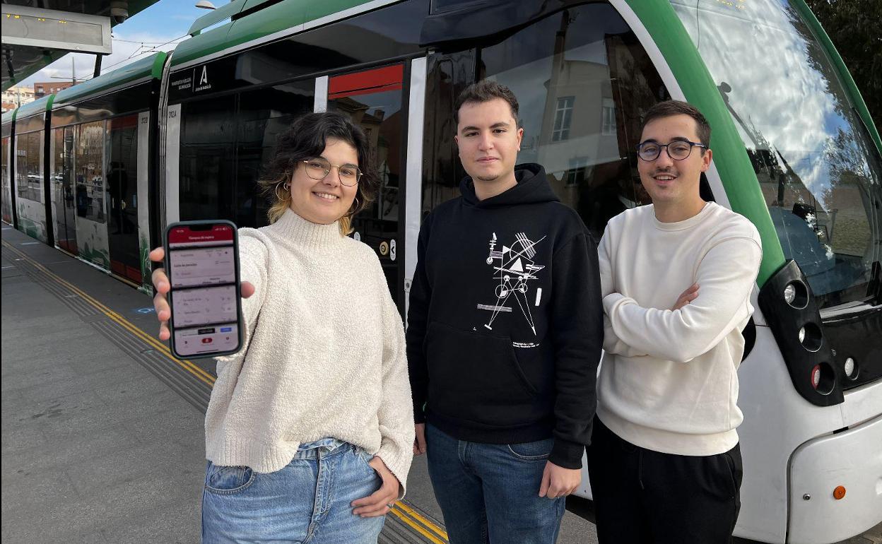 Tres estudiantes de la UGR lanzan una app para conocer el horario del Metro  en tiempo real | Ideal