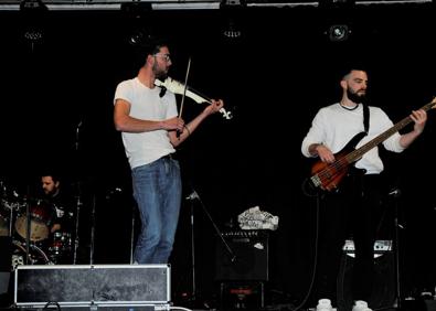Imagen secundaria 1 - Mecina Bombarón y Yegen celebran a lo grande la fiesta de la matanza del cerdo