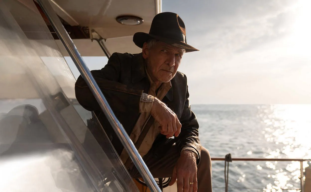 Harrison Ford, caracterizado como Indiana Jones, en un fotograma de la nueva película.