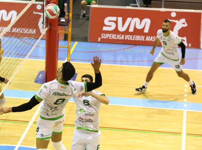 Jorge Fernández, con buena actuación, no pudo hacer que Unicaja ganara en Teruel. 