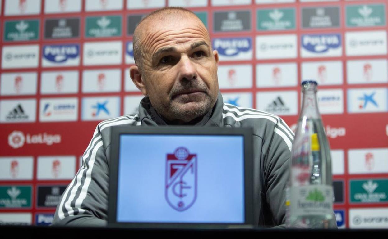 Paco López, durante su comparecencia de prensa. 