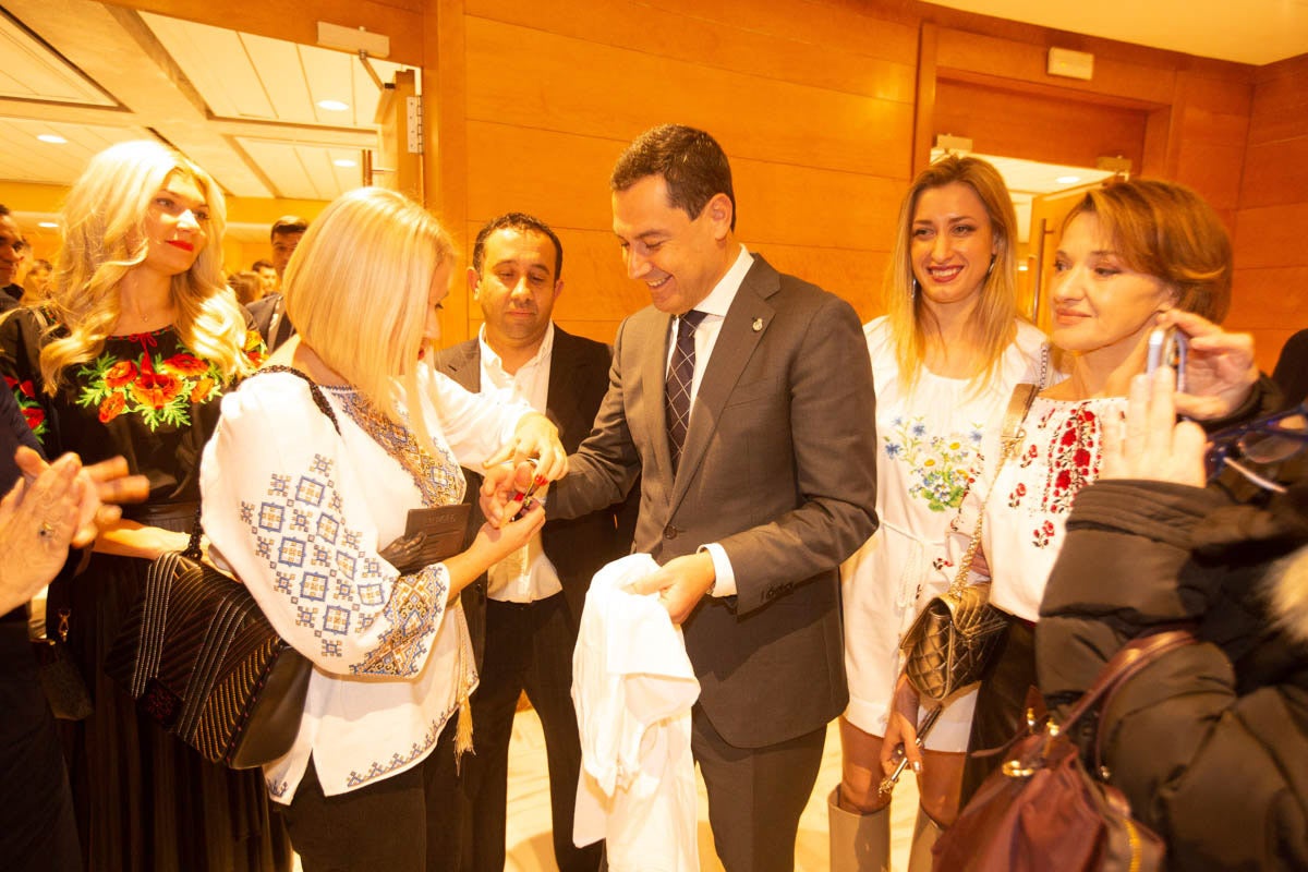 Los premiados e invitados tuvieron la ocasión de hablar distendidamente durante el cóctel posterior a la gala