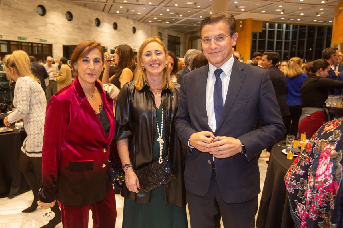 Los premiados e invitados tuvieron la ocasión de hablar distendidamente durante el cóctel posterior a la gala