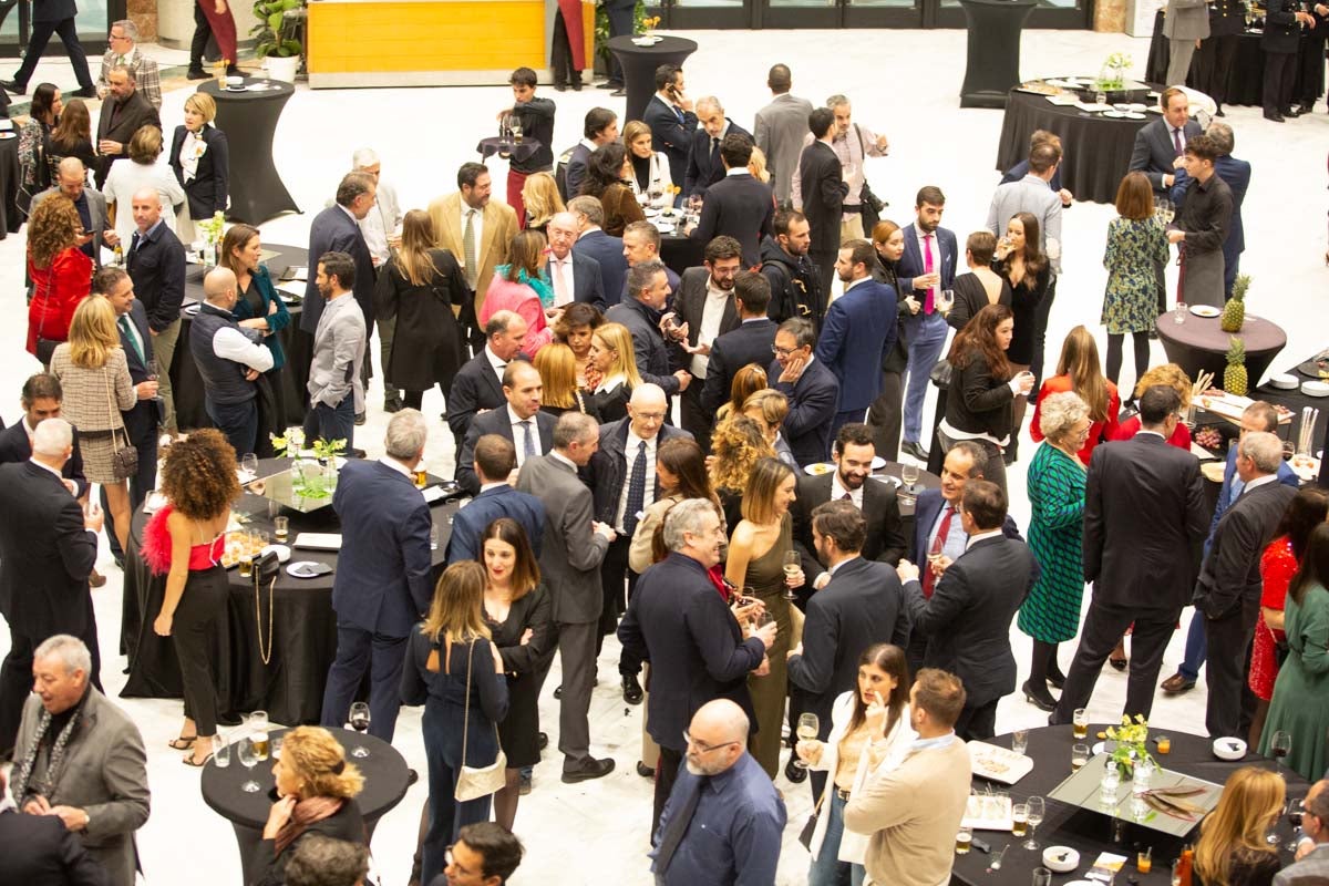 Los premiados e invitados tuvieron la ocasión de hablar distendidamente durante el cóctel posterior a la gala