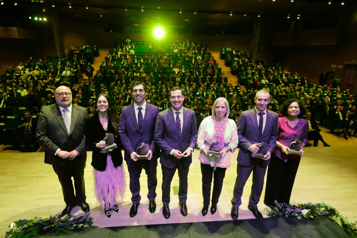 Los granadinos más destacados del año recibieron su reconocimiento en el Palacio de Congresos de la capital