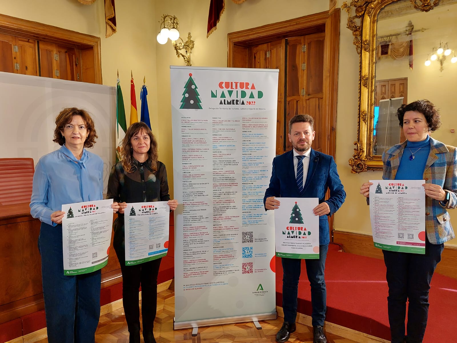 El delegado de Cultura y Turismo, José Vélez, presentó las más de 60 actividades. 