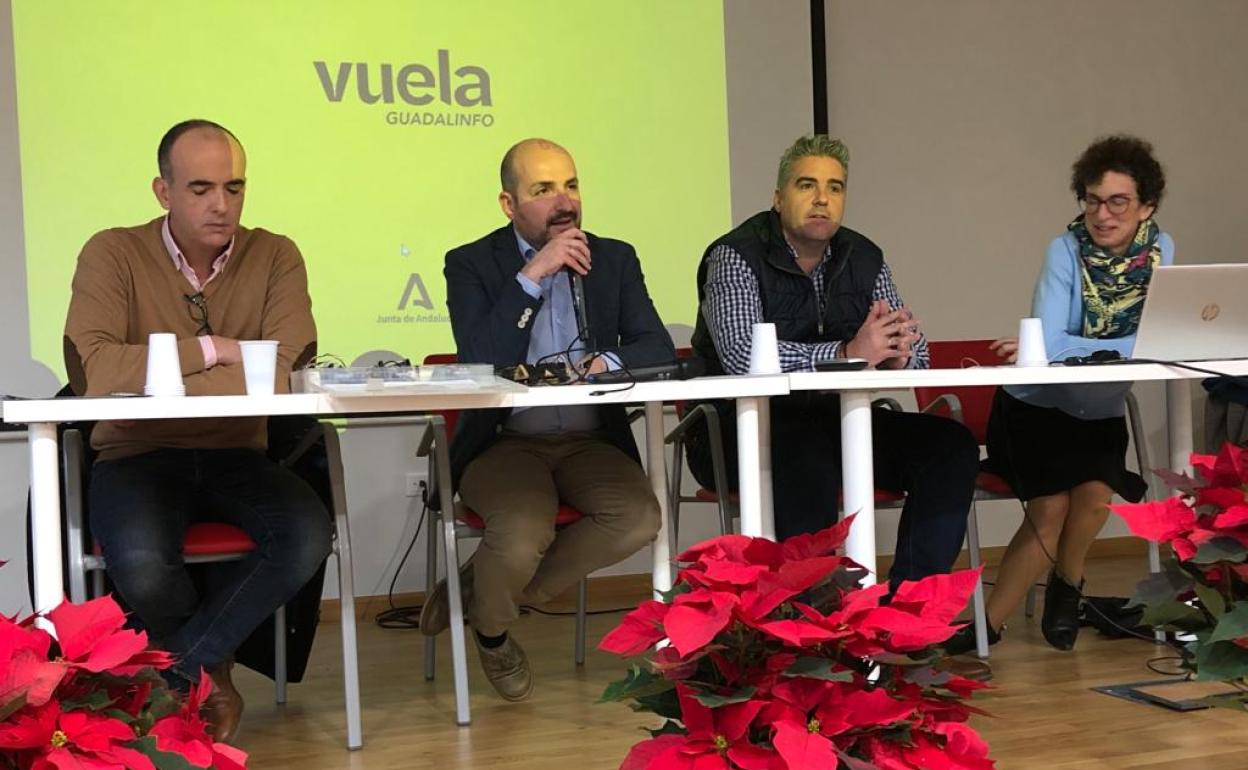 Viator | Diputación presenta la 'Oficina Acelera Pyme Rural' a los centros Guadalinfo de la provincia