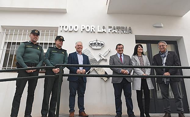 Visita al cuartel de la Guardia Civil de Atarfe tras la reforma integral. 