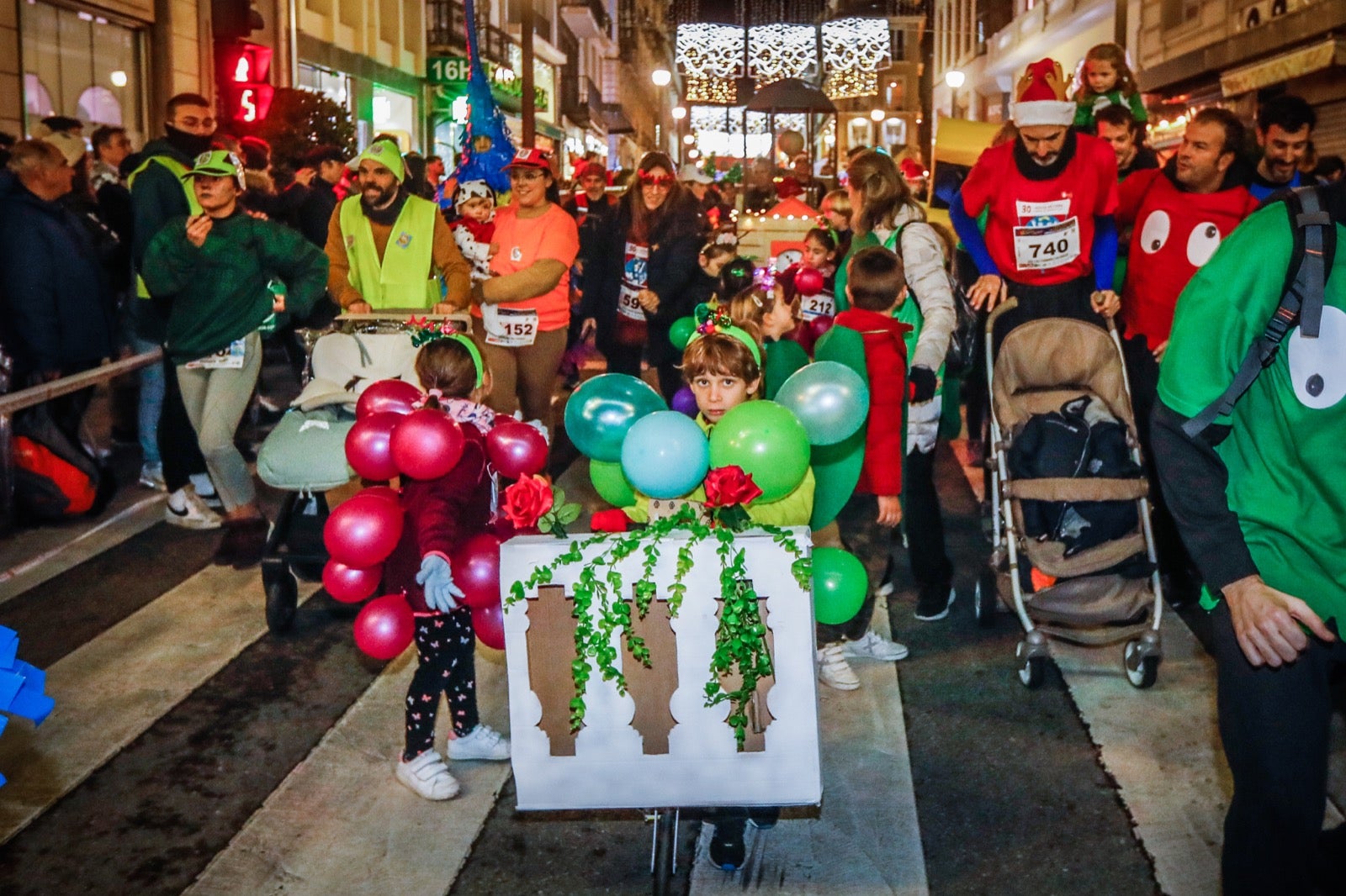 Carrera Nocturna de Disfraces de Granada. 