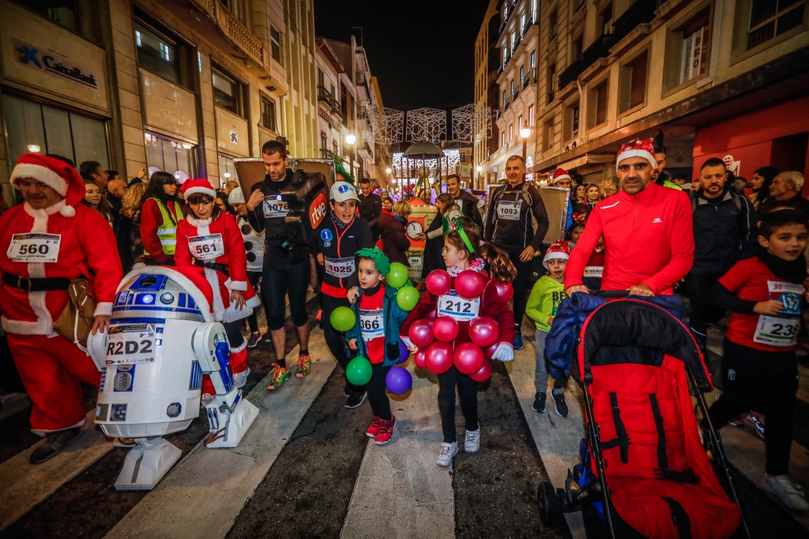 Carrera Nocturna de Disfraces de Granada. 