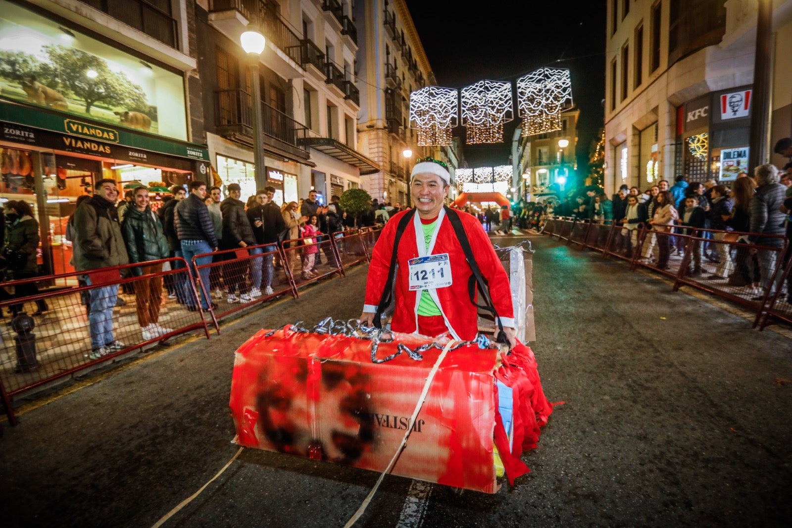 Carrera Nocturna de Disfraces de Granada. 